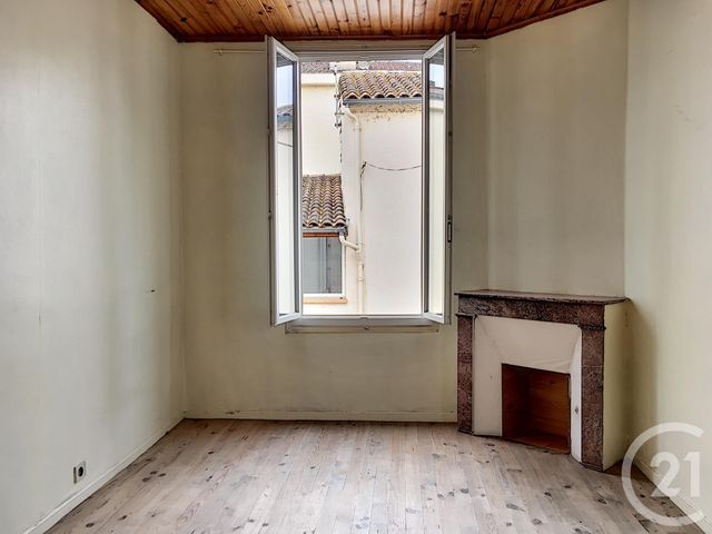 Appartement T2 à louer - 2 pièces - 61.96 m2 - VILLENEUVE SUR LOT - 47 - AQUITAINE - Century 21 Bastien Gonzalez