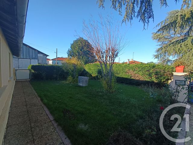 Afficher la photo en grand maison à vendre - 14 pièces - 414.76 m2 - PUJOLS - 47 - AQUITAINE - Century 21 Bastien Gonzalez