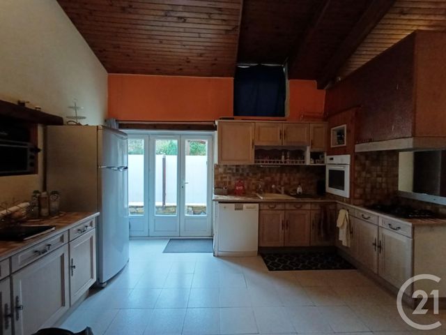Afficher la photo en grand maison à vendre - 14 pièces - 414.76 m2 - PUJOLS - 47 - AQUITAINE - Century 21 Bastien Gonzalez