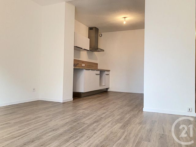 Appartement T3 à louer - 3 pièces - 64.87 m2 - VILLENEUVE SUR LOT - 47 - AQUITAINE - Century 21 Bastien Gonzalez