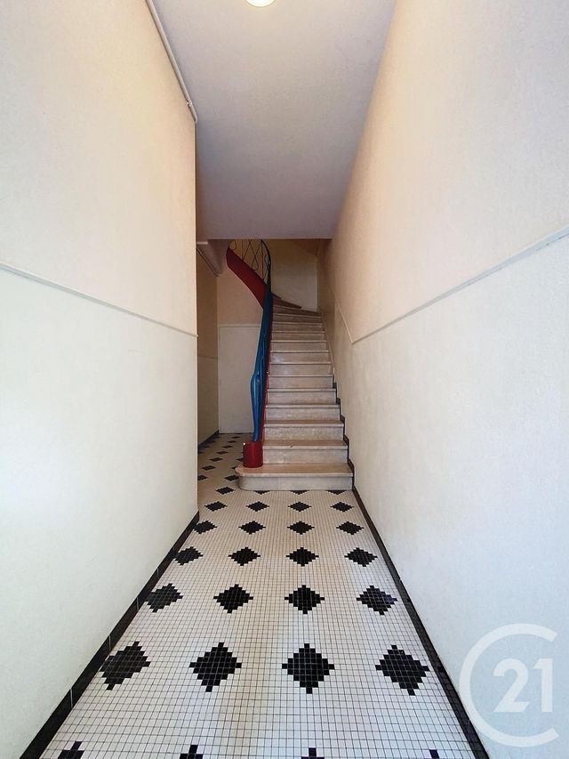 Afficher la photo en grand immeuble à vendre - 254.45 m2 - VILLENEUVE SUR LOT - 47 - AQUITAINE - Century 21 Bastien Gonzalez