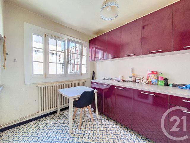 Afficher la photo en grand immeuble à vendre - 254.45 m2 - VILLENEUVE SUR LOT - 47 - AQUITAINE - Century 21 Bastien Gonzalez