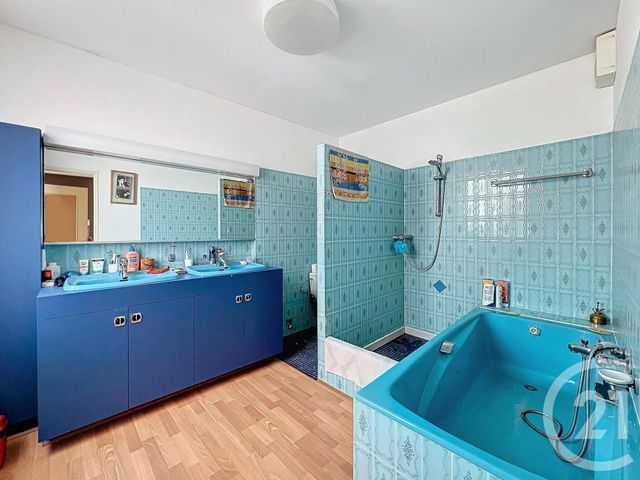 maison à vendre - 6 pièces - 182.0 m2 - VILLENEUVE SUR LOT - 47 - AQUITAINE - Century 21 Bastien Gonzalez