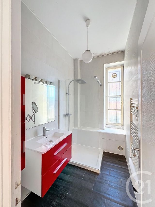 Appartement T2 à vendre - 3 pièces - 74.27 m2 - VILLENEUVE SUR LOT - 47 - AQUITAINE - Century 21 Bastien Gonzalez