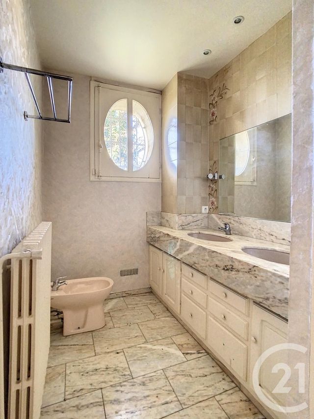 maison à vendre - 8 pièces - 257.93 m2 - VILLENEUVE SUR LOT - 47 - AQUITAINE - Century 21 Bastien Gonzalez