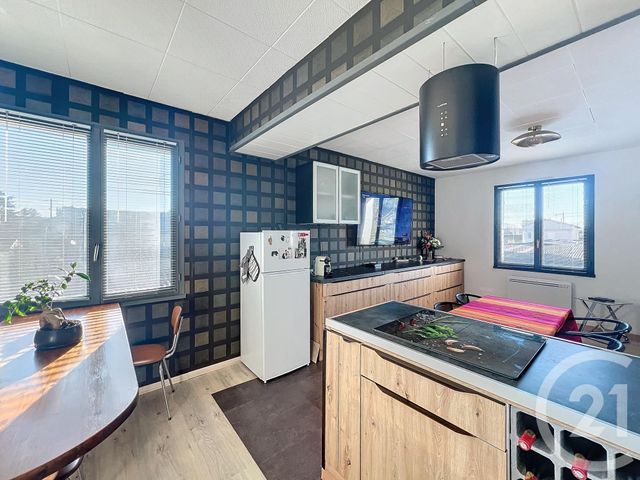 Appartement à vendre - 2 pièces - 74.12 m2 - VILLENEUVE SUR LOT - 47 - AQUITAINE - Century 21 Bastien Gonzalez