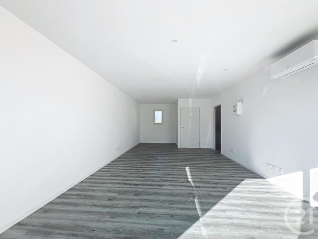 Appartement Local à louer - 2 pièces - 41.2 m2 - VILLENEUVE SUR LOT - 47 - AQUITAINE - Century 21 Bastien Gonzalez