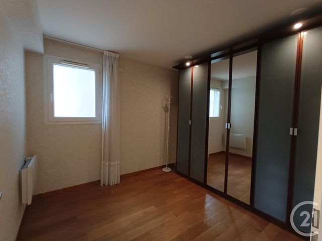 Appartement T4 à vendre - 5 pièces - 107.0 m2 - VILLENEUVE SUR LOT - 47 - AQUITAINE - Century 21 Bastien Gonzalez