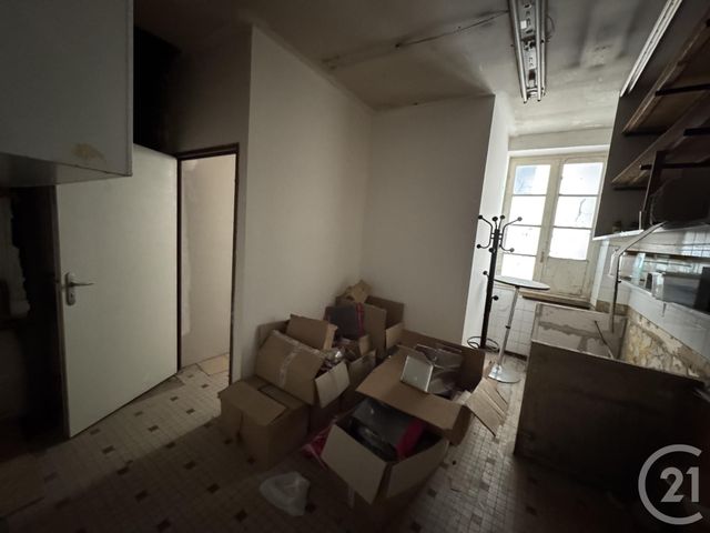 Appartement T8 à vendre - 8 pièces - 123.2 m2 - VILLENEUVE SUR LOT - 47 - AQUITAINE - Century 21 Bastien Gonzalez