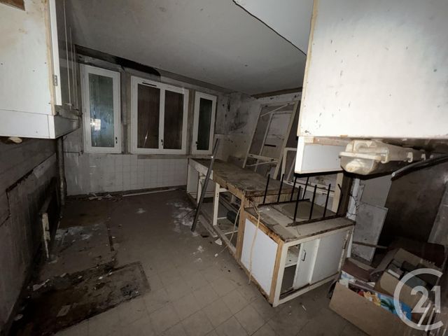 Appartement T8 à vendre - 8 pièces - 123.2 m2 - VILLENEUVE SUR LOT - 47 - AQUITAINE - Century 21 Bastien Gonzalez