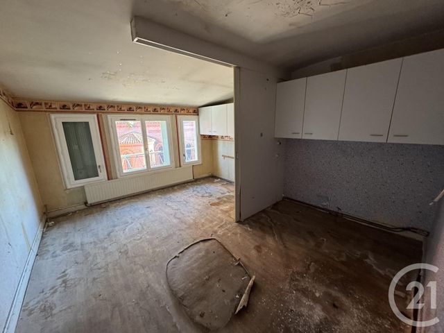 Appartement T8 à vendre - 8 pièces - 123.2 m2 - VILLENEUVE SUR LOT - 47 - AQUITAINE - Century 21 Bastien Gonzalez