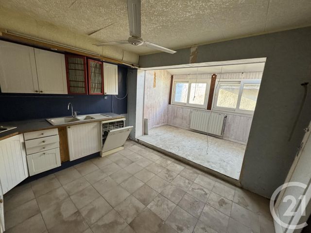 Appartement T8 à vendre - 8 pièces - 123.2 m2 - VILLENEUVE SUR LOT - 47 - AQUITAINE - Century 21 Bastien Gonzalez