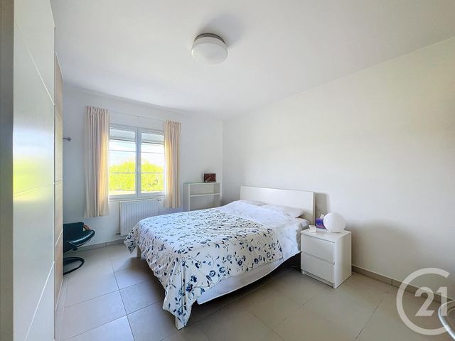 Afficher la photo en grand maison à vendre - 6 pièces - 212.15 m2 - ST SYLVESTRE SUR LOT - 47 - AQUITAINE - Century 21 Bastien Gonzalez