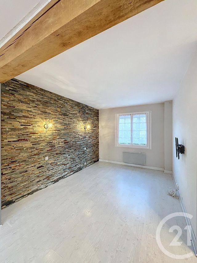 Afficher la photo en grand maison à vendre - 5 pièces - 116.9 m2 - VILLENEUVE SUR LOT - 47 - AQUITAINE - Century 21 Bastien Gonzalez