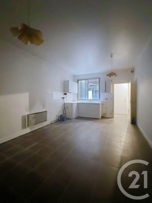 maison à louer - 5 pièces - 223.3 m2 - VILLENEUVE SUR LOT - 47 - AQUITAINE - Century 21 Bastien Gonzalez