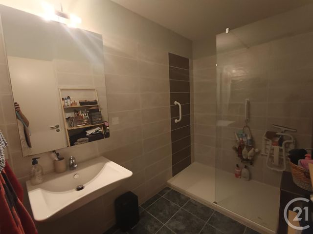 Appartement F2 à vendre - 3 pièces - 73.0 m2 - VILLENEUVE SUR LOT - 47 - AQUITAINE - Century 21 Bastien Gonzalez