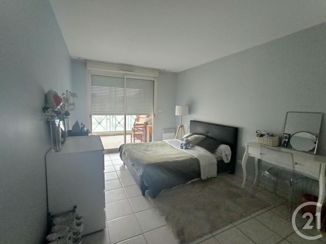 Appartement F2 à vendre - 3 pièces - 73.0 m2 - VILLENEUVE SUR LOT - 47 - AQUITAINE - Century 21 Bastien Gonzalez