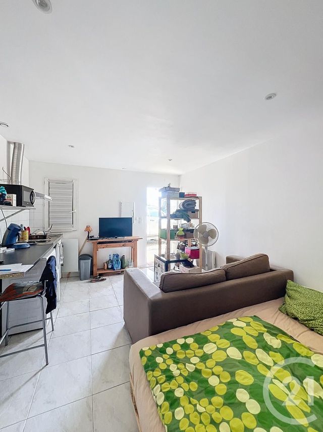 Afficher la photo en grand Appartement Studio à louer - 1 pièce - 19.93 m2 - STE LIVRADE SUR LOT - 47 - AQUITAINE - Century 21 Bastien Gonzalez