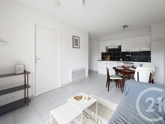 Appartement T2 à louer - 2 pièces - 32.55 m2 - VILLENEUVE SUR LOT - 47 - AQUITAINE - Century 21 Bastien Gonzalez