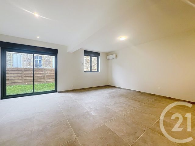 Afficher la photo en grand Appartement T3 à louer - 3 pièces - 63.19 m2 - STE LIVRADE SUR LOT - 47 - AQUITAINE - Century 21 Bastien Gonzalez