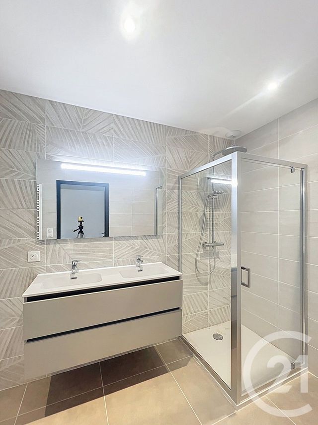 maison à louer - 4 pièces - 93.1 m2 - VILLENEUVE SUR LOT - 47 - AQUITAINE - Century 21 Bastien Gonzalez