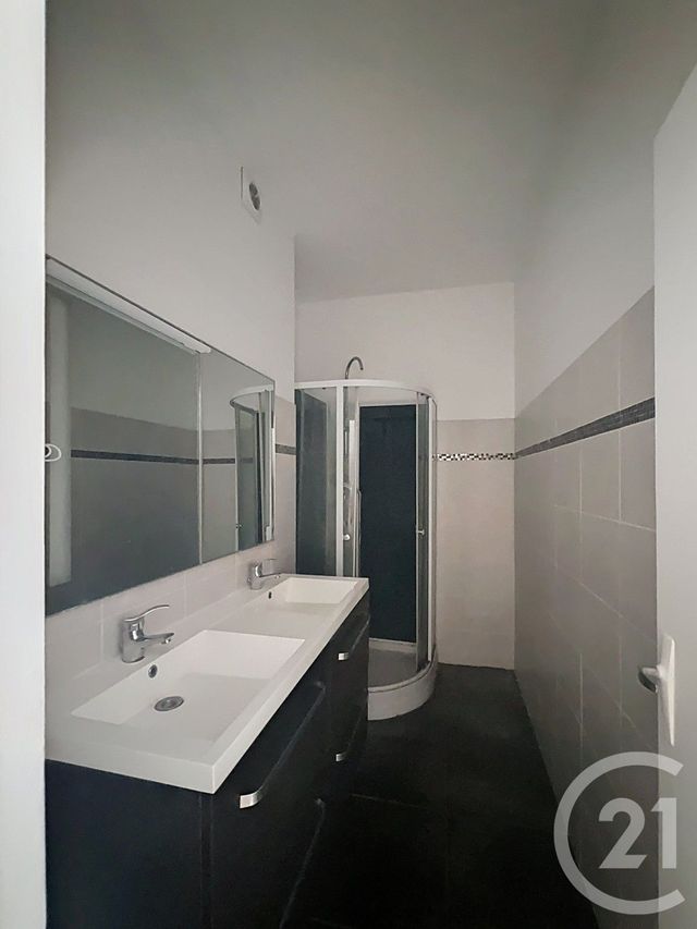 Appartement Duplex à vendre - 2 pièces - 83.0 m2 - VILLENEUVE SUR LOT - 47 - AQUITAINE - Century 21 Bastien Gonzalez