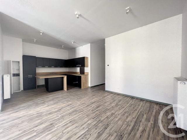 Appartement T3 à louer - 3 pièces - 87.82 m2 - VILLENEUVE SUR LOT - 47 - AQUITAINE - Century 21 Bastien Gonzalez