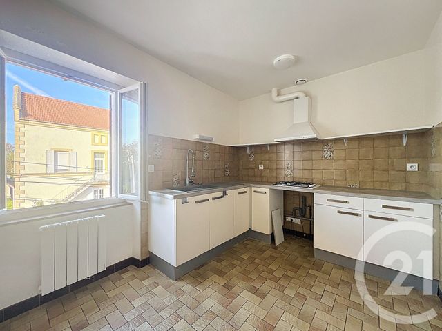 Appartement à louer - 3 pièces - 79.63 m2 - STE LIVRADE SUR LOT - 47 - AQUITAINE - Century 21 Bastien Gonzalez