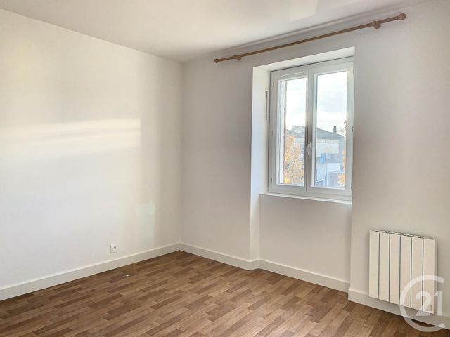 Appartement à louer - 3 pièces - 79.63 m2 - STE LIVRADE SUR LOT - 47 - AQUITAINE - Century 21 Bastien Gonzalez