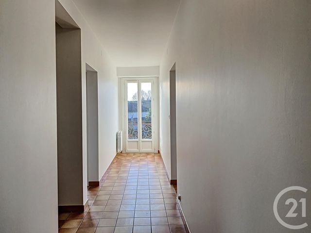 Appartement à louer - 3 pièces - 79.63 m2 - STE LIVRADE SUR LOT - 47 - AQUITAINE - Century 21 Bastien Gonzalez