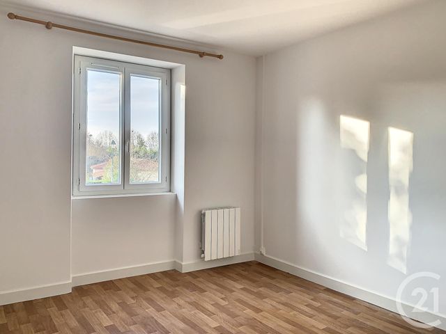 Appartement à louer - 3 pièces - 79.63 m2 - STE LIVRADE SUR LOT - 47 - AQUITAINE - Century 21 Bastien Gonzalez