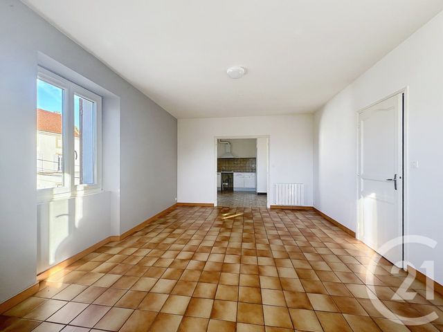 Appartement à louer STE LIVRADE SUR LOT