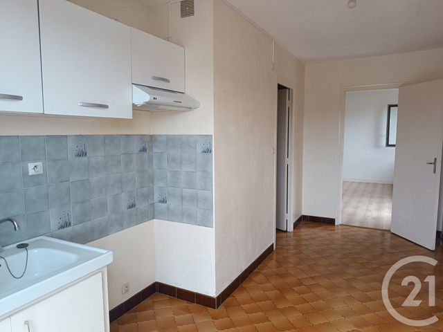 Appartement T2 à vendre - 2 pièces - 65.34 m2 - VILLENEUVE SUR LOT - 47 - AQUITAINE - Century 21 Bastien Gonzalez