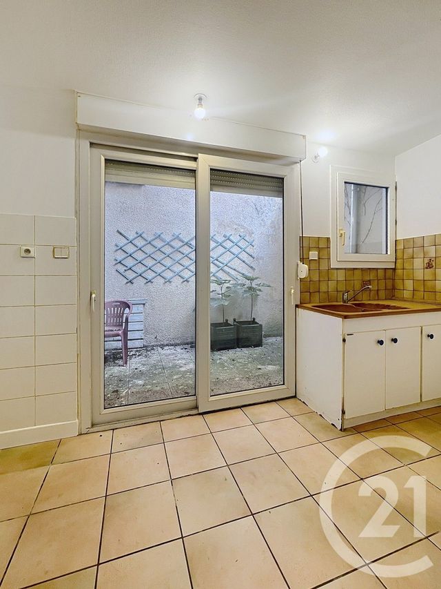 Appartement T2 à louer - 2 pièces - 44.04 m2 - VILLENEUVE SUR LOT - 47 - AQUITAINE - Century 21 Bastien Gonzalez