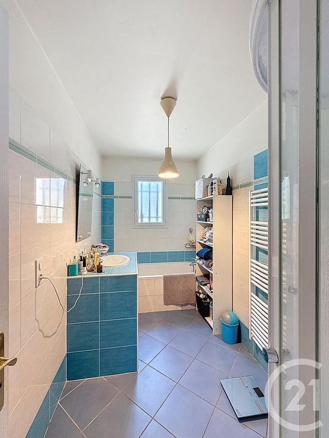 Afficher la photo en grand maison à vendre - 5 pièces - 112.0 m2 - HAUTEFAGE LA TOUR - 47 - AQUITAINE - Century 21 Bastien Gonzalez