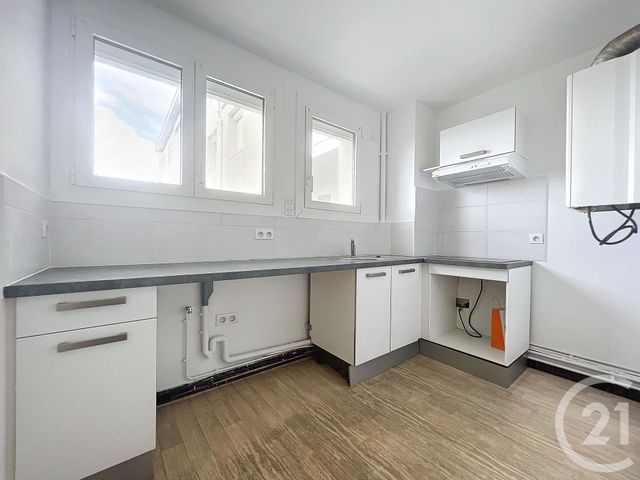 Appartement T3 à louer - 3 pièces - 53.91 m2 - LE PASSAGE - 47 - AQUITAINE - Century 21 Bastien Gonzalez