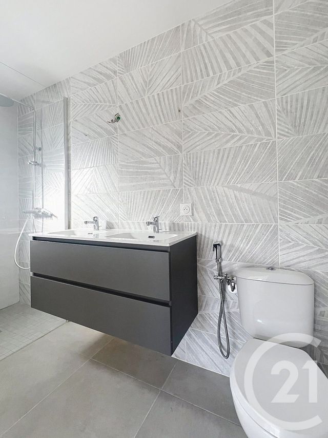 maison à louer - 3 pièces - 77.77 m2 - VILLENEUVE SUR LOT - 47 - AQUITAINE - Century 21 Bastien Gonzalez