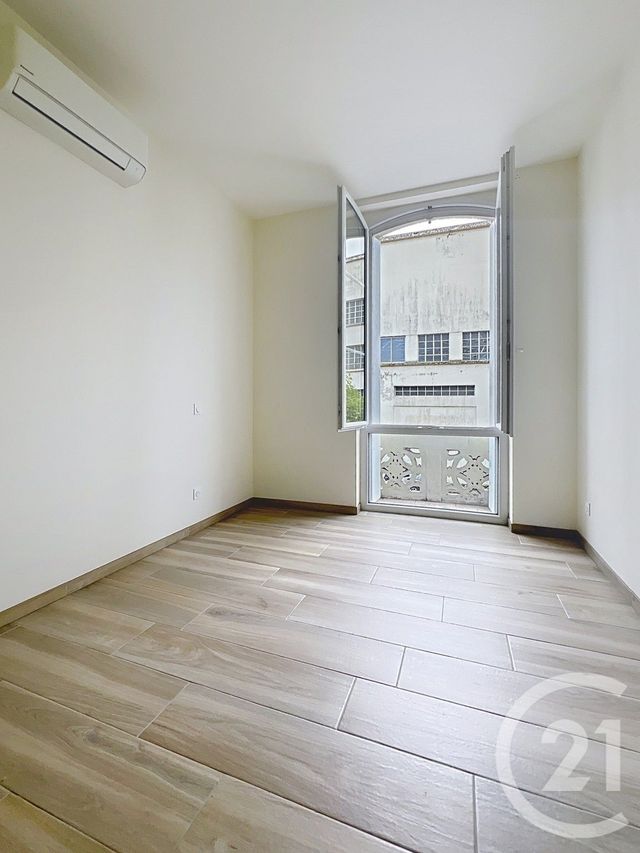 Appartement T3 à louer - 3 pièces - 54.58 m2 - STE LIVRADE SUR LOT - 47 - AQUITAINE - Century 21 Bastien Gonzalez