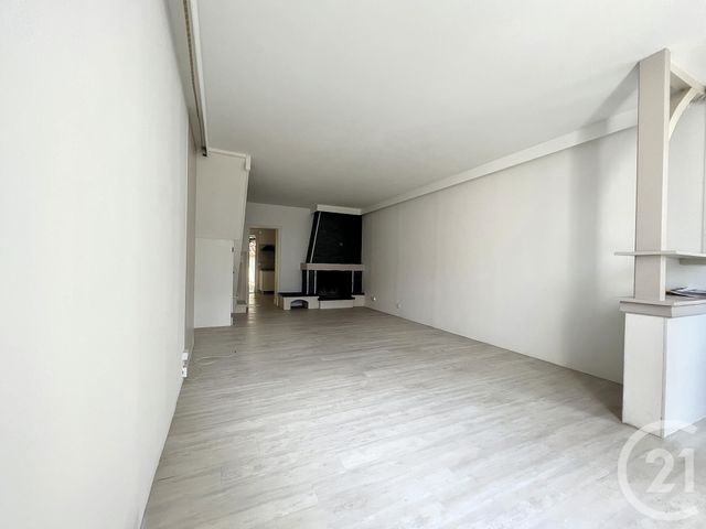 maison à louer - 3 pièces - 77.47 m2 - VILLENEUVE SUR LOT - 47 - AQUITAINE - Century 21 Bastien Gonzalez