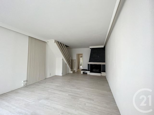 maison à louer - 3 pièces - 77.47 m2 - VILLENEUVE SUR LOT - 47 - AQUITAINE - Century 21 Bastien Gonzalez