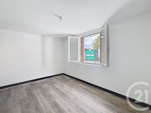 Afficher la photo en grand maison à louer - 2 pièces - 30.82 m2 - VILLENEUVE SUR LOT - 47 - AQUITAINE - Century 21 Bastien Gonzalez
