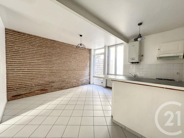 Afficher la photo en grand Appartement à louer - 2 pièces - 56.0 m2 - VILLENEUVE SUR LOT - 47 - AQUITAINE - Century 21 Bastien Gonzalez