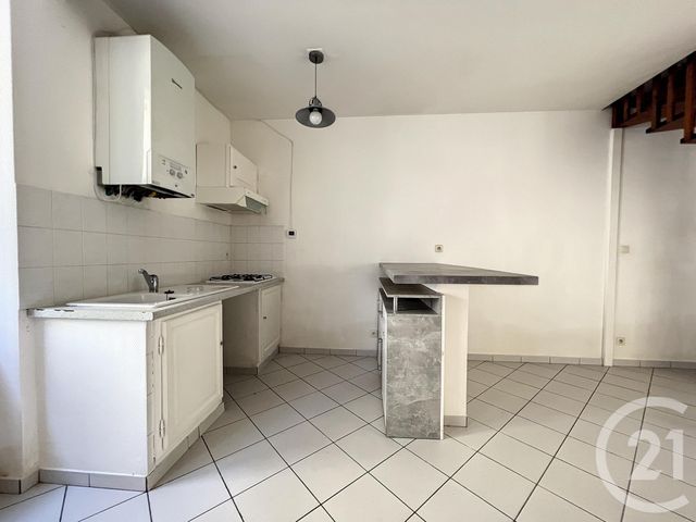 Afficher la photo en grand Appartement à louer - 2 pièces - 56.0 m2 - VILLENEUVE SUR LOT - 47 - AQUITAINE - Century 21 Bastien Gonzalez