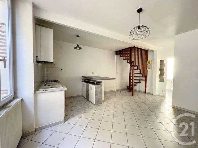 Afficher la photo en grand Appartement à louer - 2 pièces - 56.0 m2 - VILLENEUVE SUR LOT - 47 - AQUITAINE - Century 21 Bastien Gonzalez