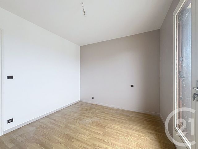 Appartement T2 à louer - 2 pièces - 57.05 m2 - VILLENEUVE SUR LOT - 47 - AQUITAINE - Century 21 Bastien Gonzalez