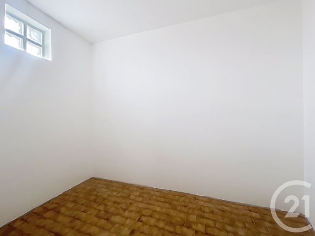 Appartement T2 à louer - 2 pièces - 57.05 m2 - VILLENEUVE SUR LOT - 47 - AQUITAINE - Century 21 Bastien Gonzalez