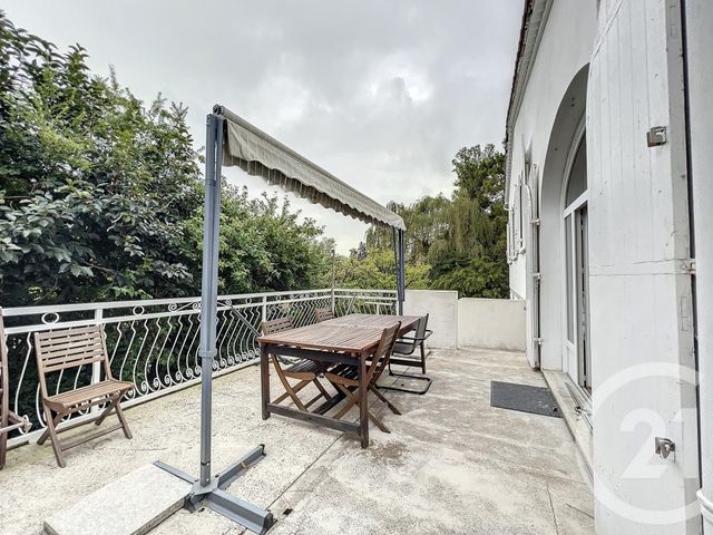 maison à louer - 10 pièces - 150.0 m2 - LE TEMPLE SUR LOT - 47 - AQUITAINE - Century 21 Bastien Gonzalez