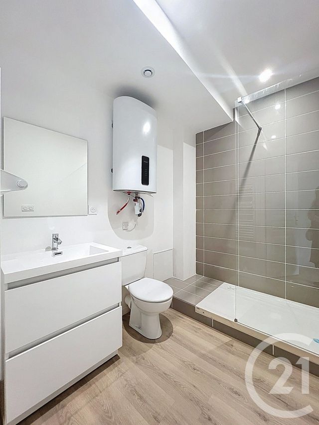 Appartement Studio à louer - 1 pièce - 20.07 m2 - VILLENEUVE SUR LOT - 47 - AQUITAINE - Century 21 Bastien Gonzalez