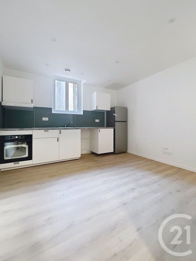 Appartement T2 à louer - 2 pièces - 31.62 m2 - VILLENEUVE SUR LOT - 47 - AQUITAINE - Century 21 Bastien Gonzalez