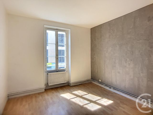 Appartement à louer - 2 pièces - 44.54 m2 - VILLENEUVE SUR LOT - 47 - AQUITAINE - Century 21 Bastien Gonzalez